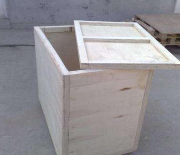 [重型紙箱廠家]重型紙箱壓痕槽有哪些設(shè)計(jì)特點(diǎn)？